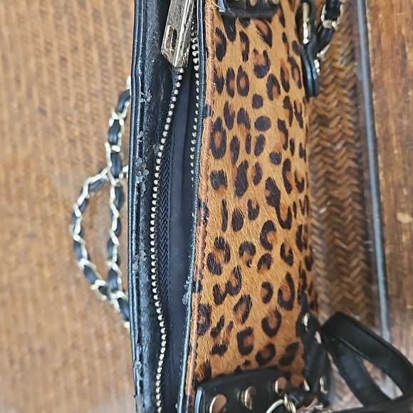 Cache' wristlet/purse - Picture 6 of 8